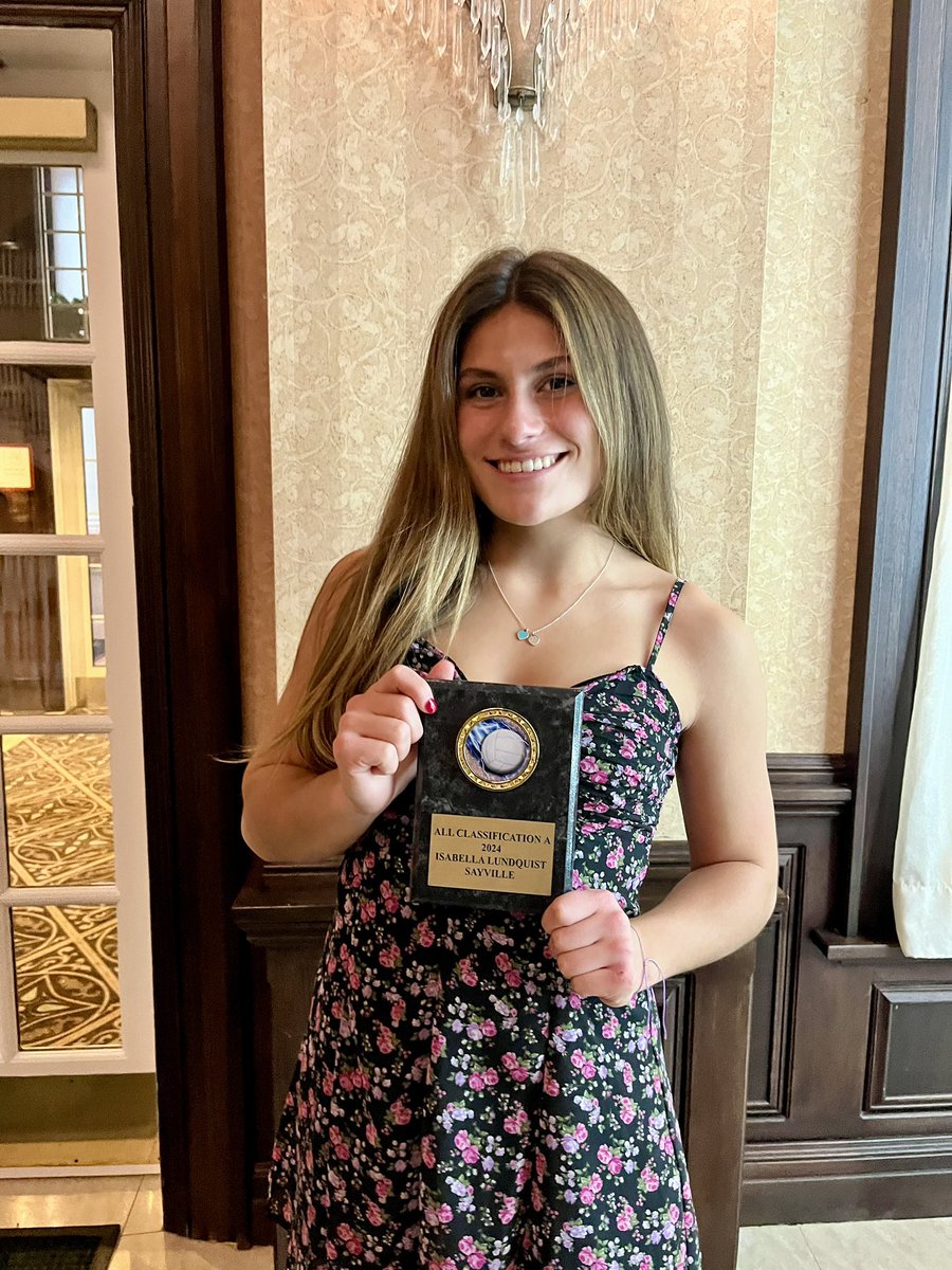 lundquist2025's tweet photo. So honored to have received the award
All - Classification for Class A!!
🏐 💜⚡️@SayvilleFlashes 
@UConnSoftball @CoachVUCONN @CoachMacUCONN @BuschgansAshley @ggotgame45 https://t.co/ZVyMQaqu54