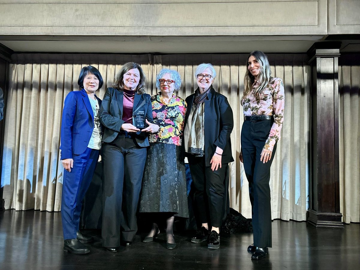 shelleycarroll's tweet photo. Honoured to celebrate our small businesses &amp; BIAs at the 12th Annual BIA Awards hosted by @TABIAnews. These incredible organizations drive vibrant main streets &amp; quality jobs across Toronto. Thank you, ED John Kiru, for marking 55 years of the BIA movement with this special gift! https://t.co/5DVTAtF6lo