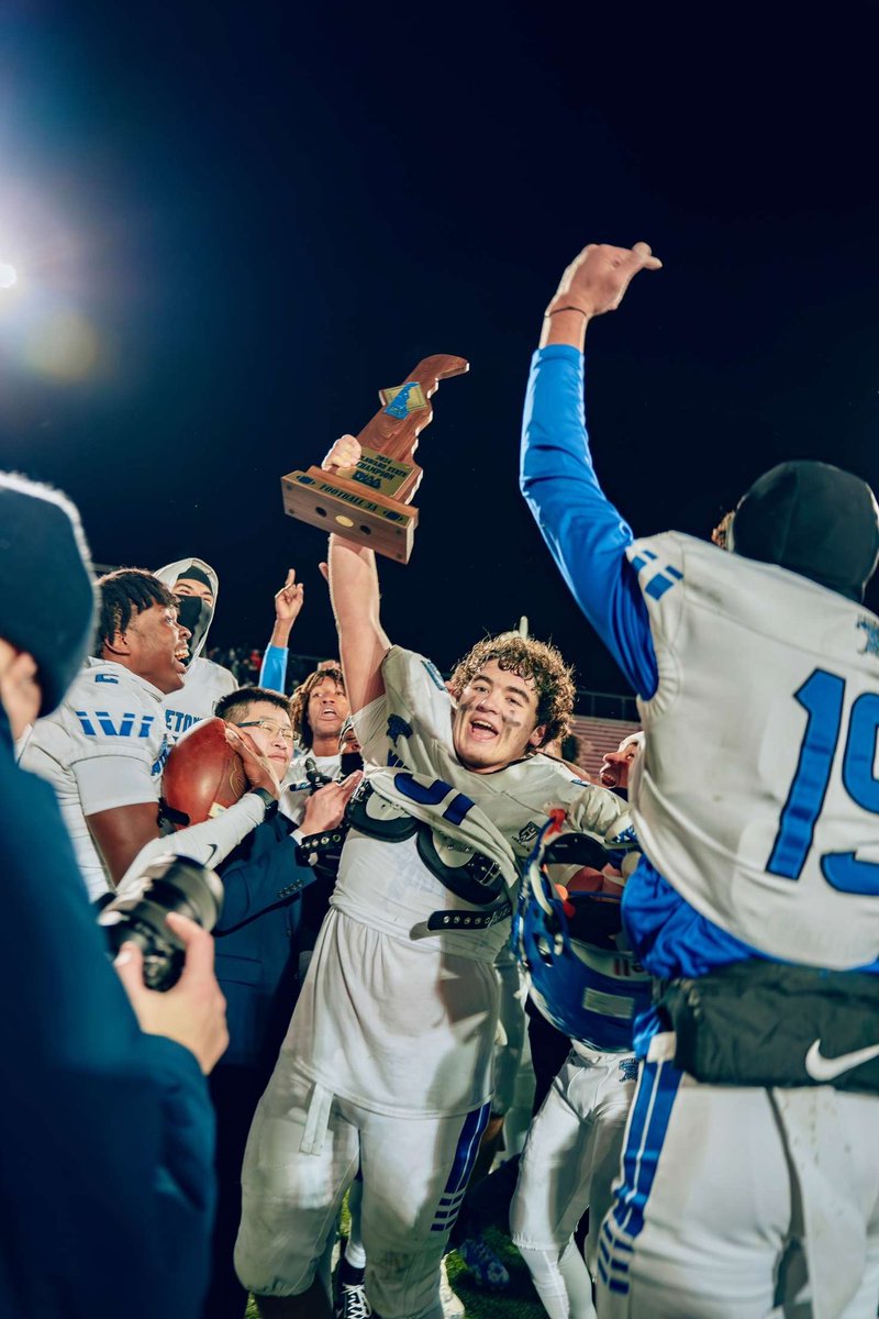 Got to end my senior year the best way possible!! I’m gonna miss my
amazing teammates and coaches, but loved every second of it!! 2024 3A State Champs!! <a href="/MiddletownFB/">ᴍɪᴅᴅʟᴇᴛᴏᴡɴ ᴄᴀᴠᴀʟɪᴇʀs</a> <a href="/countrey_52/">Coach Tyler Reynolds</a> <a href="/ZacharyBlum1/">Zachary Blum</a> <a href="/coachjohnson302/">𝗕𝗿𝘆𝗮𝗻 𝗝𝗼𝗵𝗻𝘀𝗼𝗻</a>