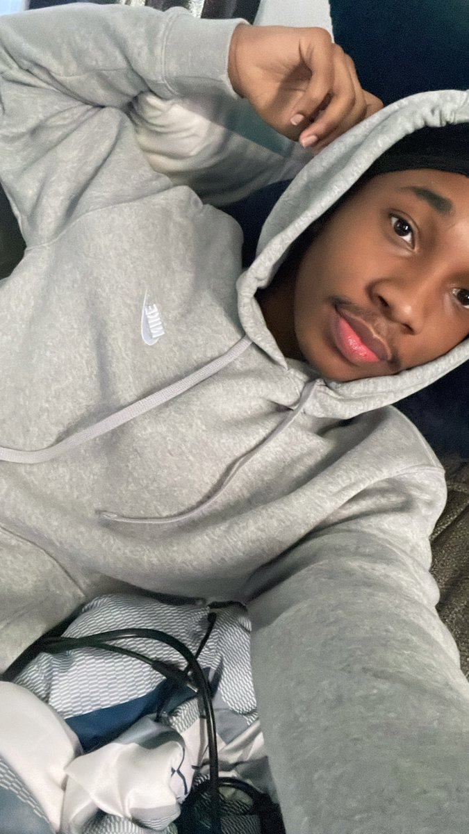 TROVIIII's tweet image. 🩶🩶