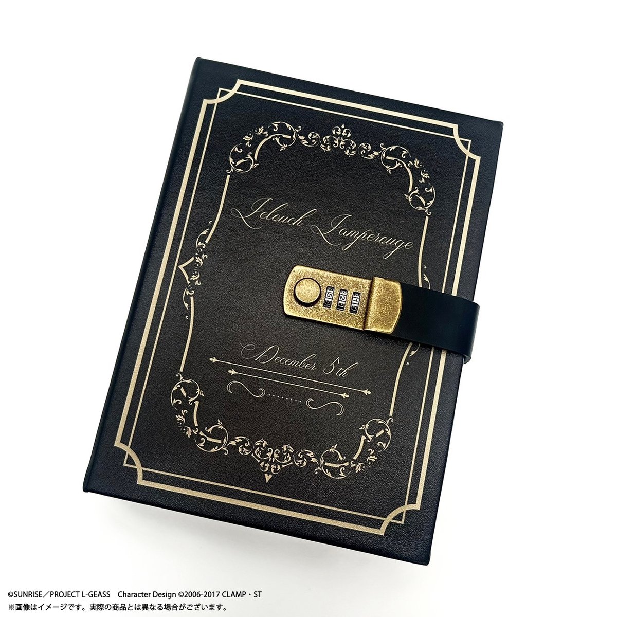 GEASSPROJECT's tweet image. 【グッズ】
ルルーシュバースデーグッズ2024
「Lelouch Special Birthday Box -December 5th-」
予約受付中！

✨到着した実物サンプルの一部をご紹介✨
✅洋書風ダイヤル鍵付きBOX
BOXの中に全てのグッズが封入されている仕様です🔓

・詳細はこちら→geass.jp/news/archives/…

#geassp #コードギアス