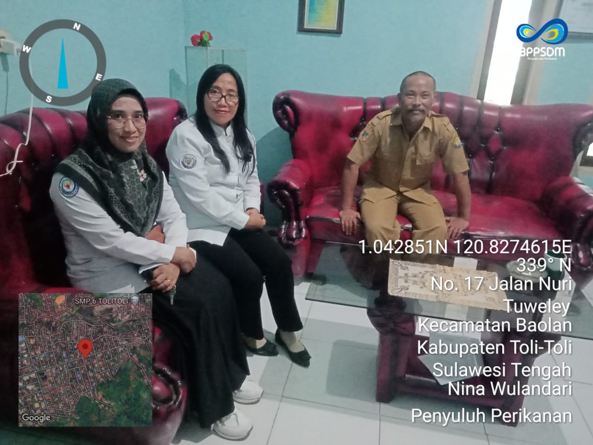 SenolinggiW's tweet photo. Senin (11/11), Veny Senolinggi, LuhKan Kab. Tolitoli, melakukan koordinasi bersama camat dan lurah terkait wilayah kerja yang menjadi lokus percepatan penurunan angka stunting di Kec. Baolan
#Luhlapor
#Tolitoli
#LuhkanSatminkalBitung https://t.co/jjGGjC2fkp