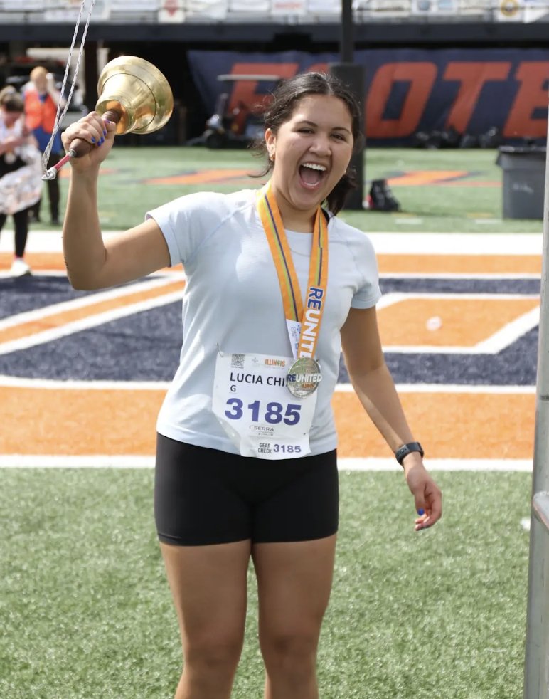 BibRave's tweet photo. 🏟️ Cross the finish line like a champion! 🏃‍♂️ The #IllinoisMarathon takes you through scenic Champaign-Urbana and ends at Memorial Stadium! 🌟
Secure your spot today with 2025BIBRAVEILLINOIS for $10 off  👉 https://t.co/mAgwew7zSp 🏅

#ILMaraBR #BibChat https://t.co/5tx1PdSIvL