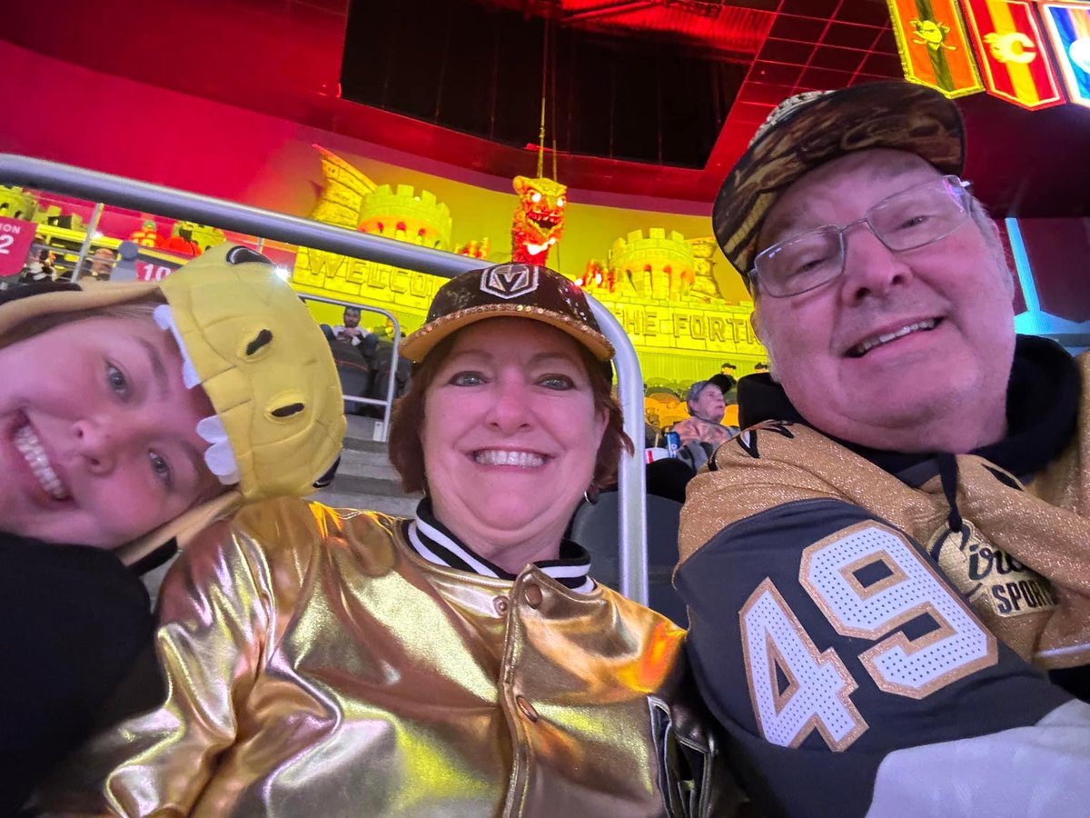 lvjmags's tweet photo. Whole family hockey knight!! #VegasBorn #TheGoldenAge #GoKnightsGo ❤️💛🖤 https://t.co/0bYN6eRlvO