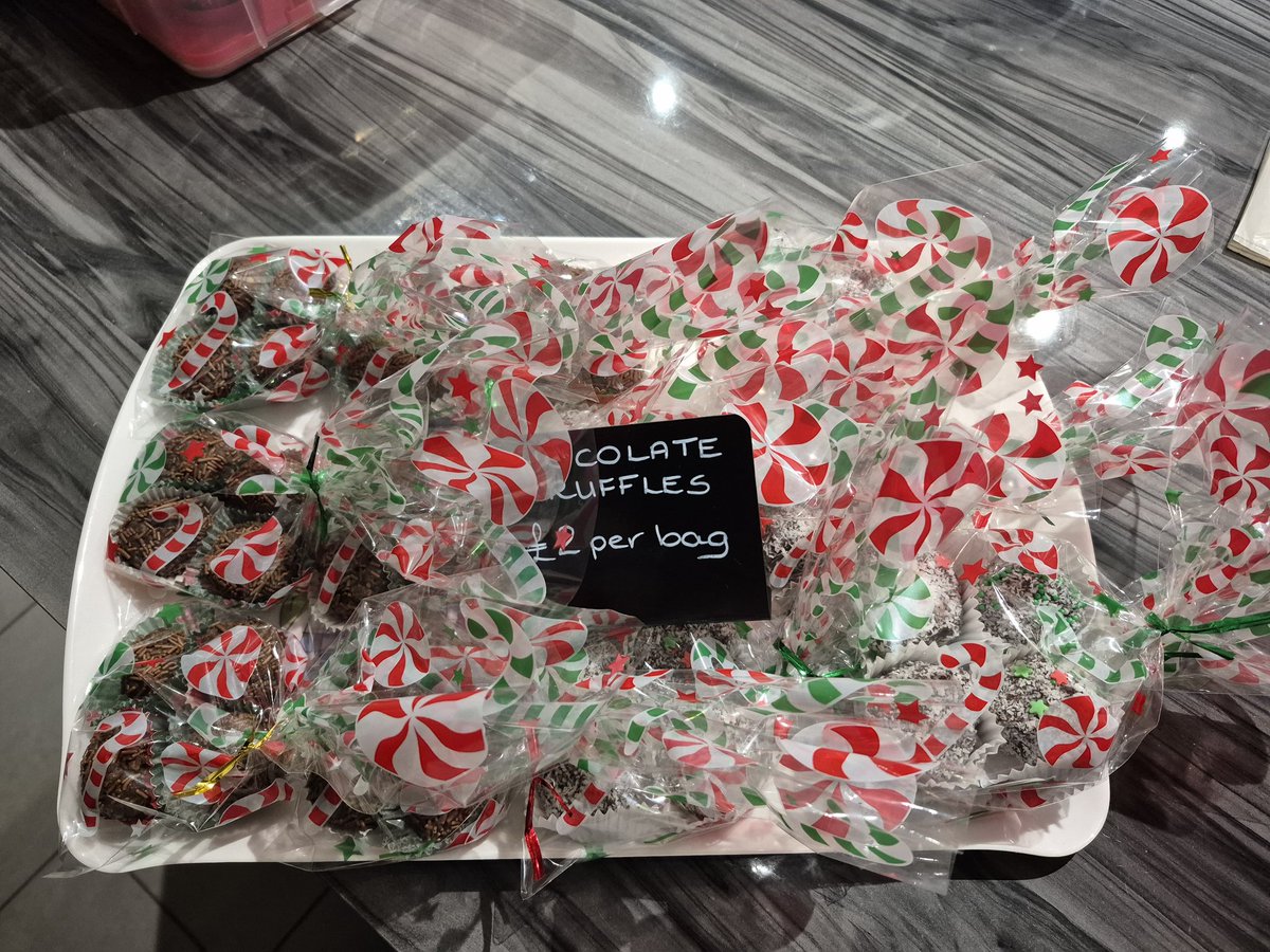 BraesFAB's tweet photo. 🎄XMAS CONCERT - HOMEBAKING🎄

We have been overwhelmed by the response to our homemaking appeal. Thank you so much to those who've provided some very yummy cakes. Here's a little teaser of what we'll have to offer 😁🧁 https://t.co/AEDG0J7NqX