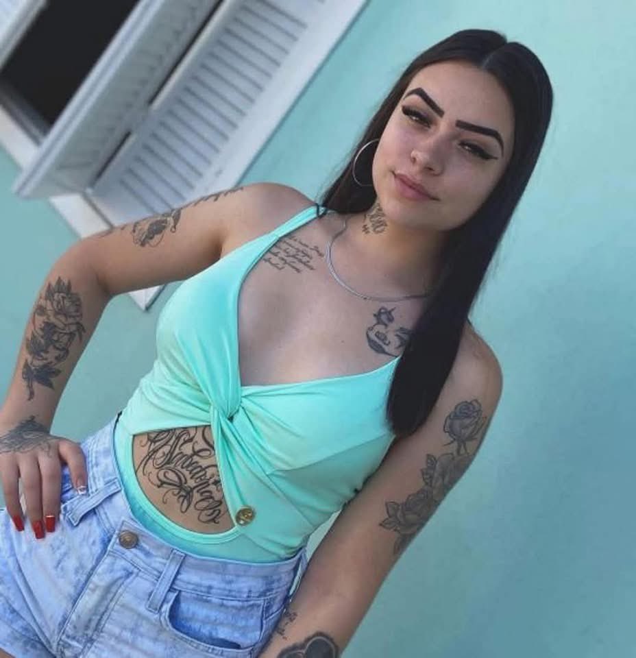 OFCBostil's tweet photo. 🚨ALERTA DE DESAPARECIMENTO 

DESAPARECIDA: Djuly Alves Batista, 22y

Desaparecida desde o início da tarde de segunda feira (02/12)

Ngm teve notícias 
Celular sem sinal
Redes sociais desativadas!

Se alguém tiver alguma notícia, entrar em contato com: Julio (pai) - 51 996205036 https://t.co/zBgwRzYldf