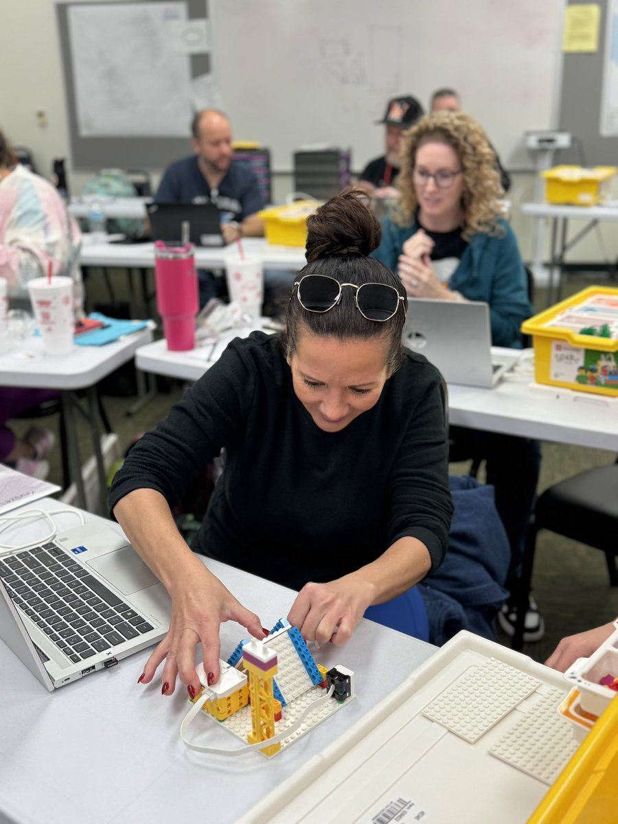 VolusiaSTEM tweet media