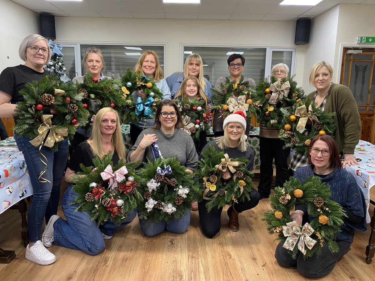 🎄 Thank you so much to everyone that came along to the Wreath Making tonight. It was a lovely evening and the wreaths all looked amazing 😊 

Special thanks to club sponsor H&amp;R Florists for coming along and showing us the ropes.

I’m feeling very festive now ☺️