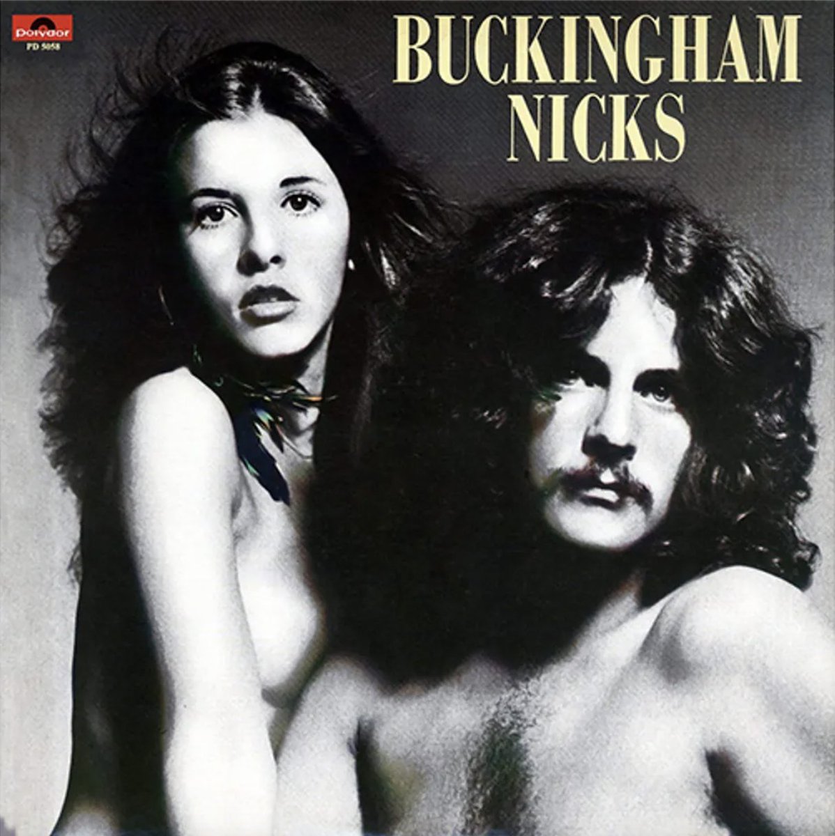 Oh_YoureFergie's tweet photo. I'm not saying if I don't get full-circle closure here, I'm going to die – 

✨Crystal, 1973, Buckingham Nicks
✨Crystal, 1975, Fleetwood Mac (White Album) – mostly Lindsey
✨Crystal, 1998, Stevie for Practical Magic
✨Crystal, ???

– but I'm not-*not* saying it, either. https://t.co/uTzQ144avP