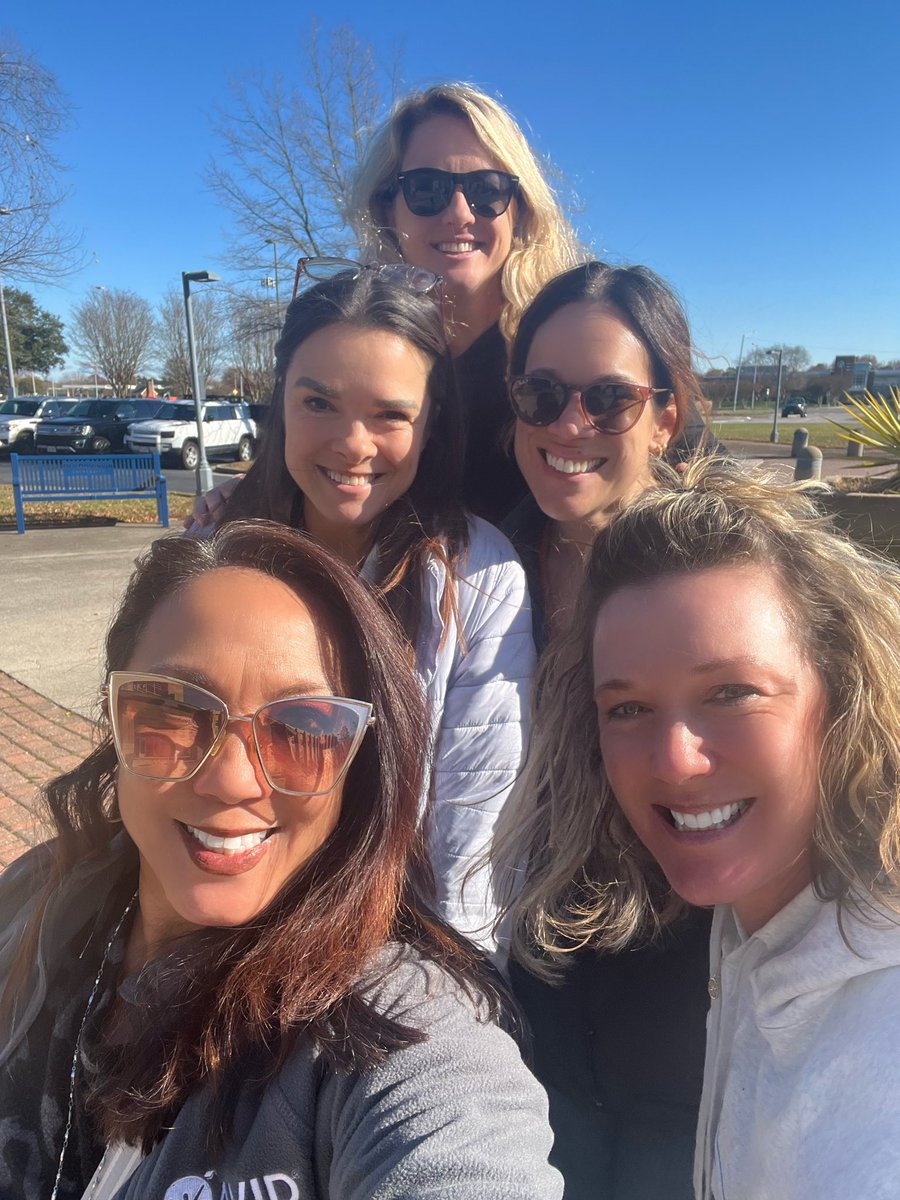 Verna Tersol tweet media