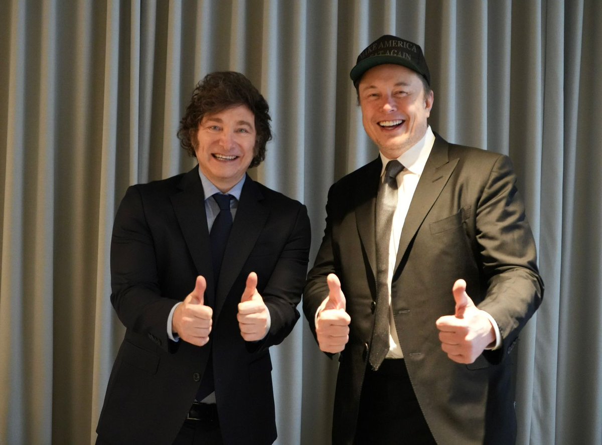 CryptoTwitteer's tweet photo. @elonmusk I've heard there is a new intern at DOGE... https://t.co/vnugwVVH1h