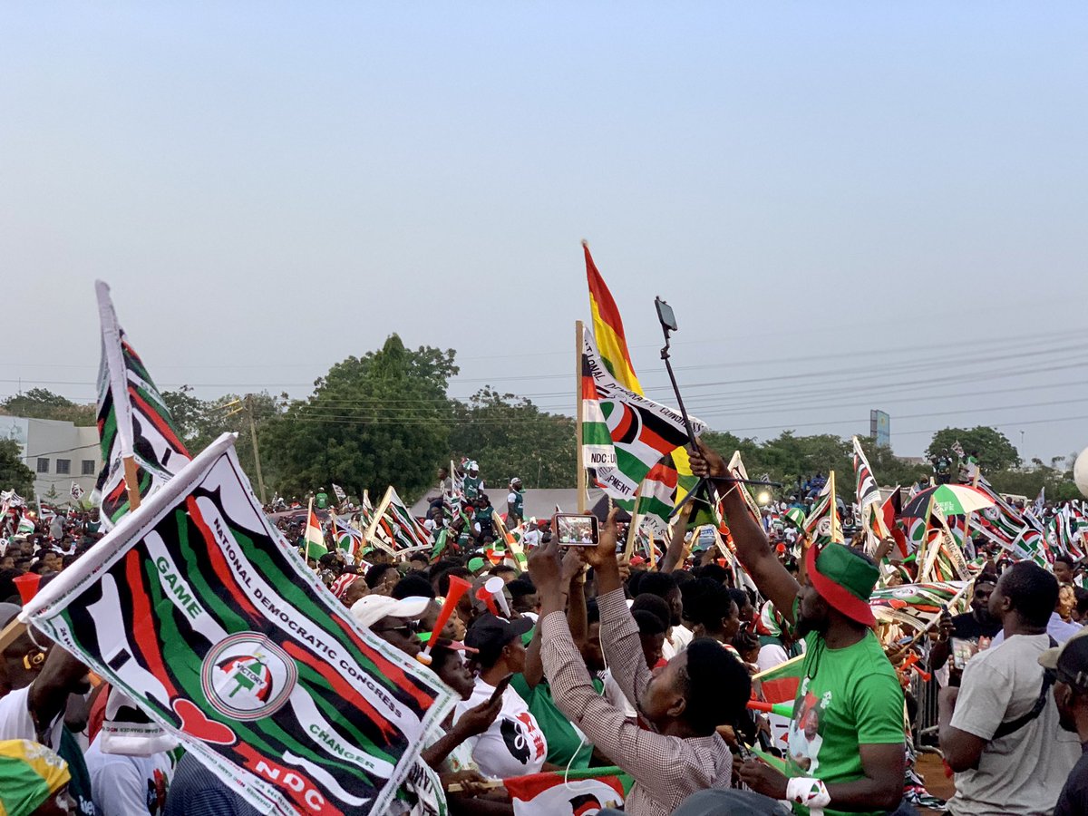 idrisu_official's tweet photo. The energy and enthusiasm displayed by the youth at the #greenwave were truly inspiring, and I'm confident that together, we'll emerge victorious and build a brighter future for Ghana.

VOTE MAHAMA, SMILE AGAIN 

#Mahama4Change2024 
#MahamaForPresident
#Election2024 https://t.co/SPV19fB07t