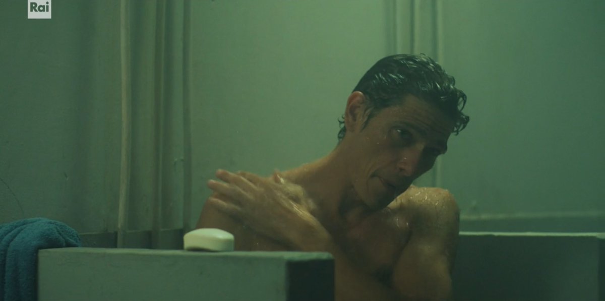 valevals17's tweet image. Interessante la trama di #Libera