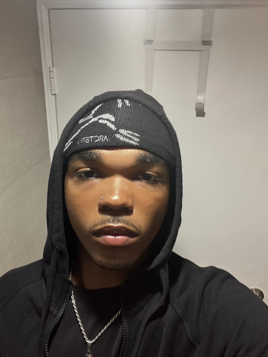 CD0300's tweet photo. @hardtingz Well.. https://t.co/WJhGohR4LG
