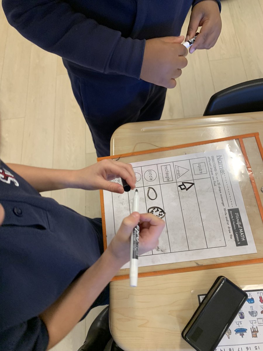 MrsLangdonHCDSB's tweet photo. Shapes are all around us! We loved going on a shape hunt and hearing all the many different shapes we found, even though we share the same classroom! @StCeciliaHCDSB https://t.co/eiHGUkO8hO