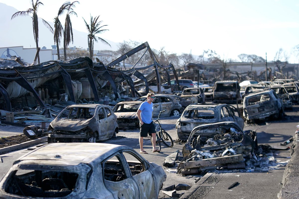 nicksortor's tweet photo. Joe Biden today announced he’s giving $1 BILLION to help with natural disasters in Africa

Meanwhile:

➡️ People in East Palestine, Ohio have received almost ZERO assistance after the government nuked them

➡️ Victims of the Lahaina, Maui fire are being forced off the island

➡️ Western North Carolinas are LIVING IN LITERAL TENTS

WHY IS THIS HAPPENING??!