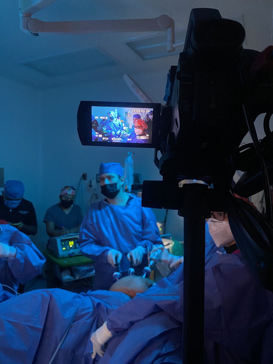 José Manuel Rodríguez González-Cobián (@manolorgc) on Twitter photo Y así va nuestro IV curso práctico teórico de urología laparoscópica en el HGM día 2/3… cirugías 9/13. Acompáñenos mañana en el cierre de este gran curso con la contienda entre las 4 técnicas para PRL!!!
<a href="/urosasnava/">Emmanuel Rosas Nava</a>
<a href="/Urocorona/">Víctor E. Corona. MD MEd MBA MAP PhD</a>
<a href="/uroAlcacio/">Augusto Alcacio, MD</a>
<a href="/JDcastrejon/">Jesus Castrejon</a> Y así va nuestro IV curso práctico teórico de urología laparoscópica en el HGM día 2/3… cirugías 9/13. Acompáñenos mañana en el cierre de este gran curso con la contienda entre las 4 técnicas para PRL!!!
<a href="/urosasnava/">Emmanuel Rosas Nava</a>
<a href="/Urocorona/">Víctor E. Corona. MD MEd MBA MAP PhD</a>
<a href="/uroAlcacio/">Augusto Alcacio, MD</a>
<a href="/JDcastrejon/">Jesus Castrejon</a>