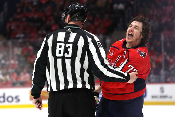 ScoutingTheRefs's tweet photo. San Jose Sharks vs. Washington Capitals get refs Carter Sandlak (#29) and Jake Brenk (#26) with Matt MacPherson (#83) and James Tobias (#61) on lines
https://t.co/zLt0eWrW7L
@SanJoseSharks @Capitals #TheFutureIsTeal #ALLCAPS #SJSvsWSH https://t.co/i15OnlSzkj