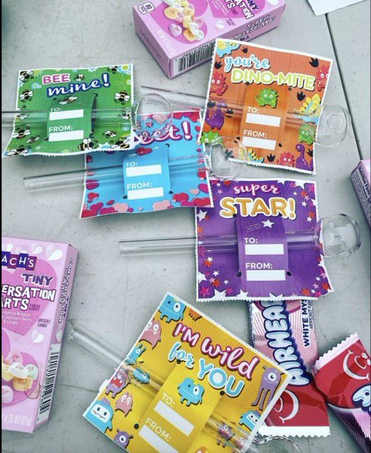 kevinvdahlgren's tweet image. These are homeless teenagers on fentanyl and a photo of colorful/happy/youthful/appealing pipes handed out by Harm Reduction workers to these youths desperate for their next hit. The branding and targeting is clear. @tarafaul503