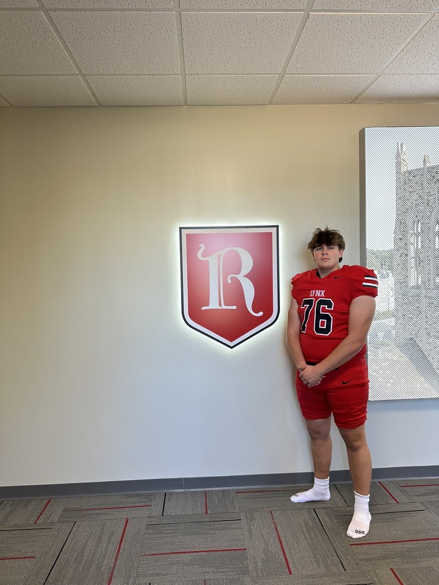 #AGTG After a great visit I’m beyond blessed to receive my second colligate offer from Rhodes College <a href="/CoachBrown60/">Antonio Brown</a> <a href="/coachrichduncan/">Rich Duncan</a> <a href="/RonnieJankovich/">Ronnie Jankovich</a> <a href="/VinceVance6/">Coach Vince Vance</a> <a href="/CarlisleFunk/">Patrick Carlisle</a> <a href="/ofunk_/">Oliver Funk</a> @roswellrecruits