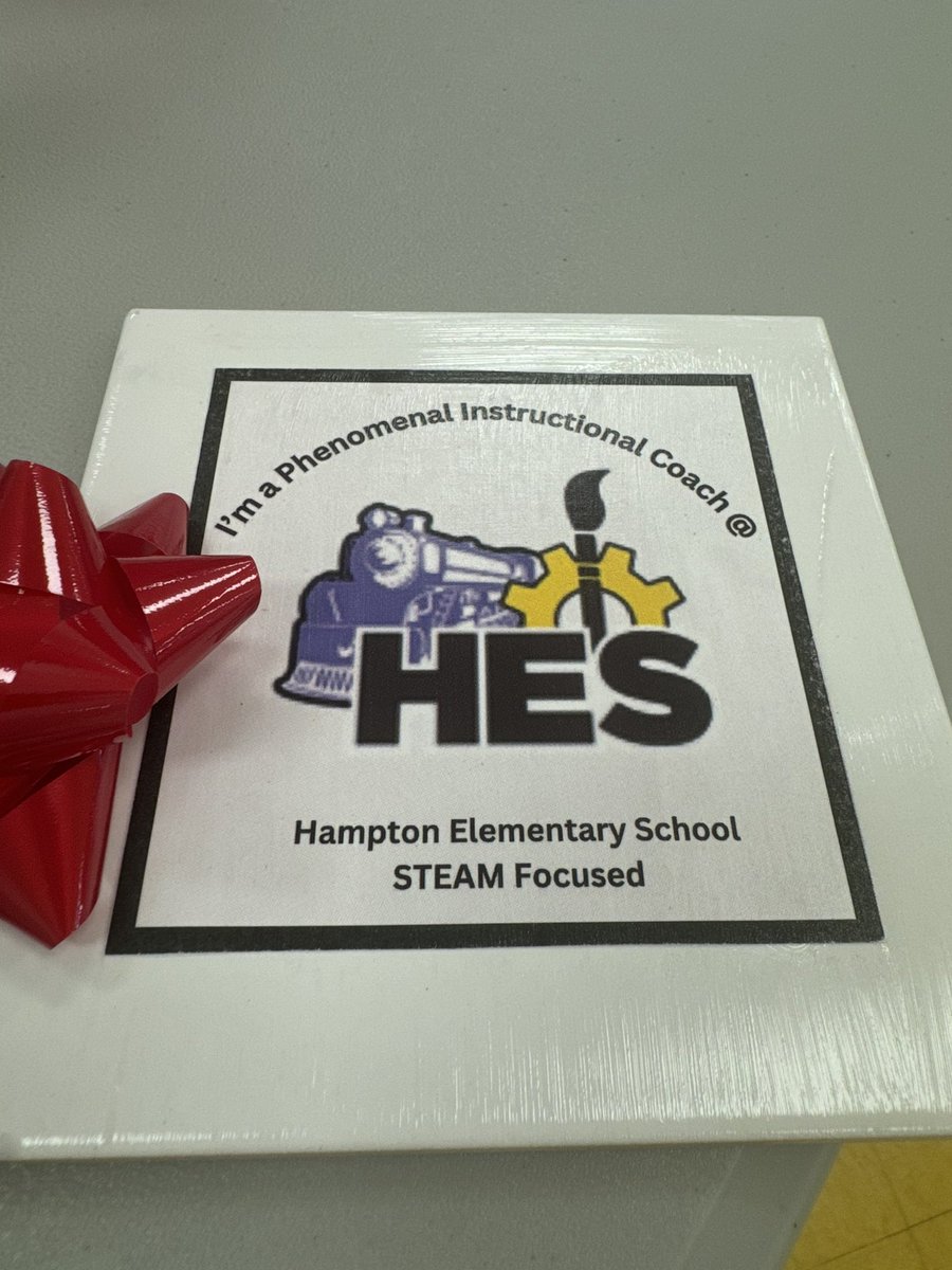 DebbieSkaggs8's tweet photo. Kicked off a full day of learning with treats from @iamdrjett, digging into Map data @Sarbarnett, yummy lunch @robininhampton, and learning more about NEW ELA standards from the fabulous @GiftedELAGuru. #oneteam #winningforkids https://t.co/HefI8xXAkL