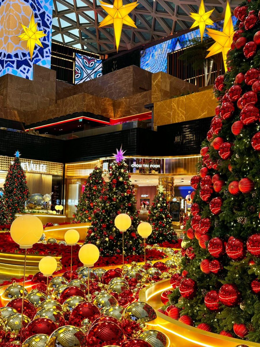 Baba086's tweet image. 🎅🏻🎄Christmas is coming soon, may you have a lot of preparation and splendor,❄️⛄️ with some preparations from today's shopping mall.....🎄🎄