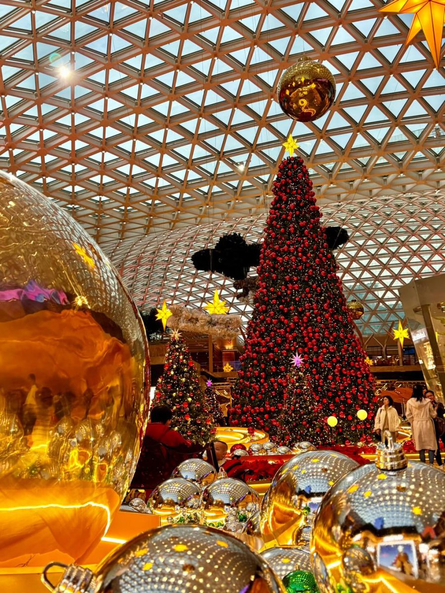 Baba086's tweet image. 🎅🏻🎄Christmas is coming soon, may you have a lot of preparation and splendor,❄️⛄️ with some preparations from today's shopping mall.....🎄🎄