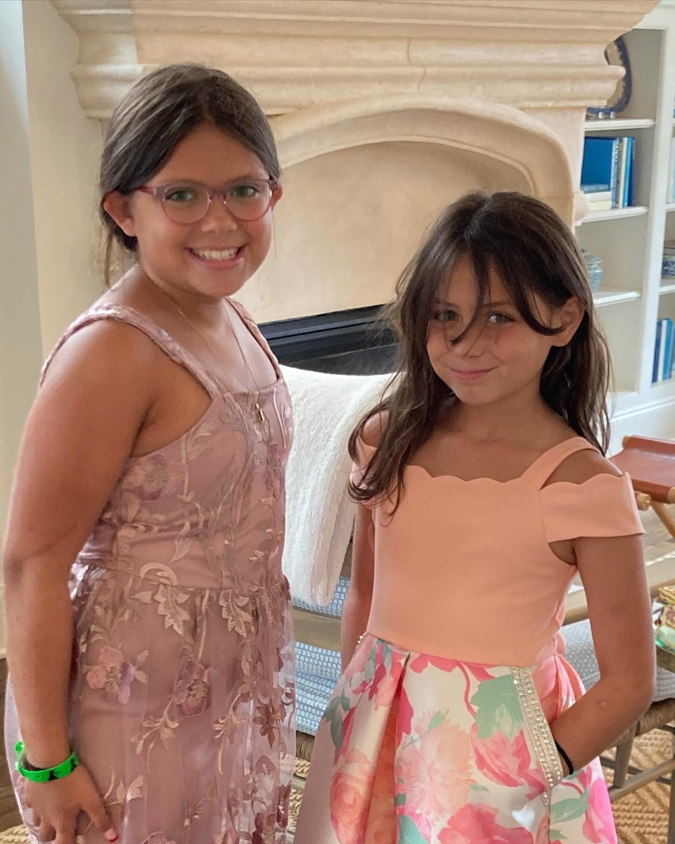 UncleDD's tweet photo. @SavannahGuthrie these nuggets are coming to see you on Thursday and would love to hug your neck! https://t.co/6uGkND9rJ4