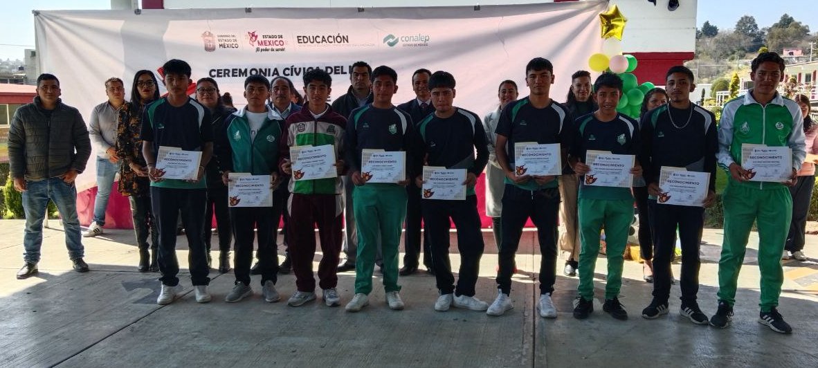 CemVillaVict's tweet photo. Ceremonia cívica del mes de #diciembre. Reconociendo a estudiantes por sus logros en diversas convocatorias: Lobos abrazando la interculturalidad, Lobos en acción y Muerte viva.
¡La institución educativa se siente orgullosa!
#ApasionadamenteCONALEP
#OrgullosamenteCONALEP https://t.co/E7z39zhjV6