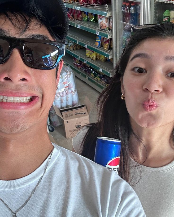 dunbilsus's tweet photo. Life's so peaceful n good when you're with the right people. 😚 I love you, #DonBelle, forever and ever. Kayo pa rin sa susunod at susunod na buhay. https://t.co/lVYpeOizxq