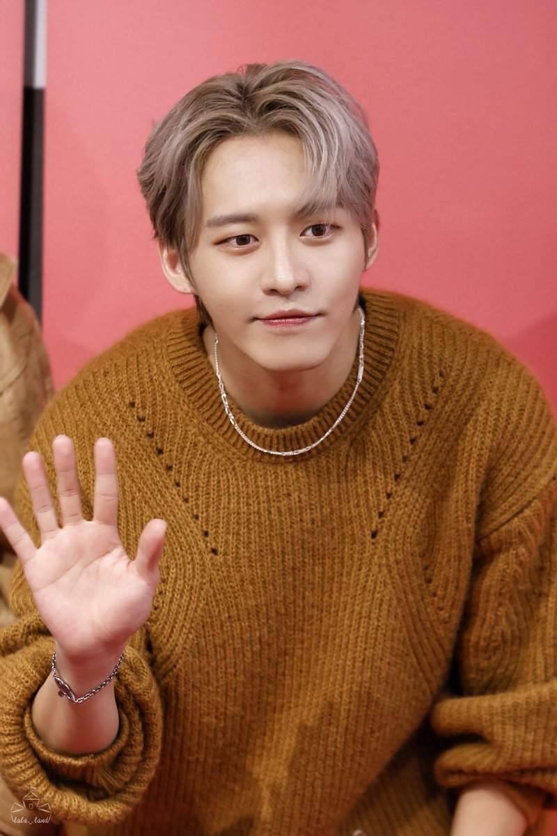 New And.B LIVE in JAPAN 「PROMISE」

2024/11/30 2부 포트타임

너무 귀엽다🤍

#newandb
#뉴앤비
#FCLIVE
#NewAndBの魅力 
#J_hoon 
#제이훈 
@Jhoon_andB
#Gunmin
#건민
#Joyjun 
#조이준 
<a href="/JoyJun_/">조이준</a>
#Jinseok 
#진석 
<a href="/parkjinseok98/">진석</a>