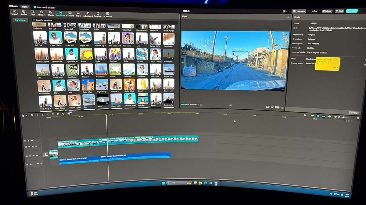 TheRealFamous92's tweet photo. Work doesn’t stop, I’m in the truck editing a video. https://t.co/XHCJTC9Dft