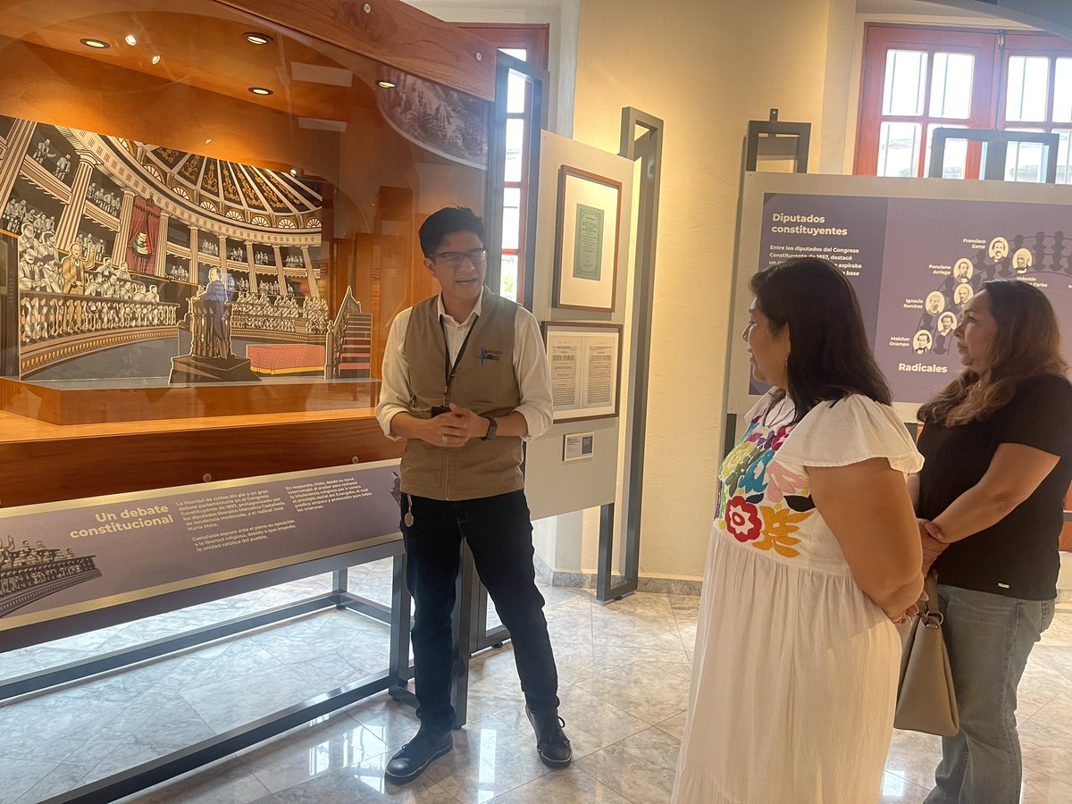 Adriana Castillo Román tweet media