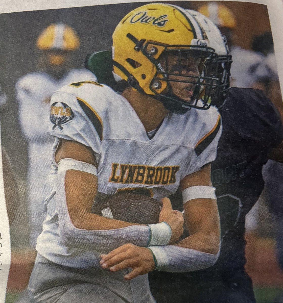 AdamBerkowitzJr's tweet photo. I’m blessed to recieve the Nassau County All-Conference award under the Lynbrook Owls Football program. Thank you to my Family, Friends, Coaches, Teamates, and the Lynbrook community for all their help and support. https://t.co/vstkC6kusP