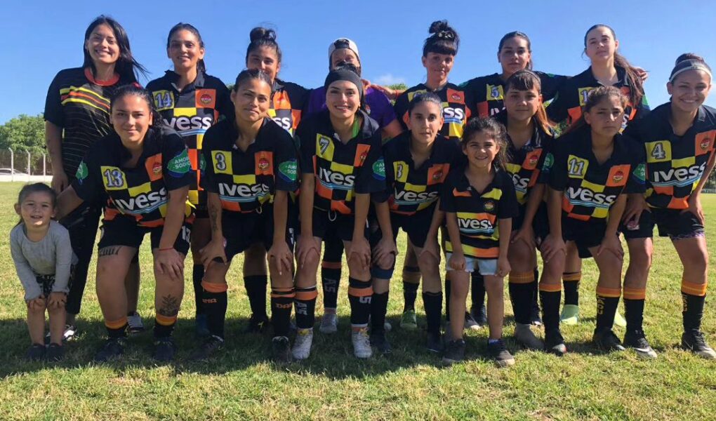 Rincon_DeFutbol's tweet photo. #FutbolFemenino 
#LigaDeLaCosta 
Doble consagración
▶️ https://t.co/9s0stH7Xtu

Por @emimobile182 https://t.co/UzkoM0r0VX