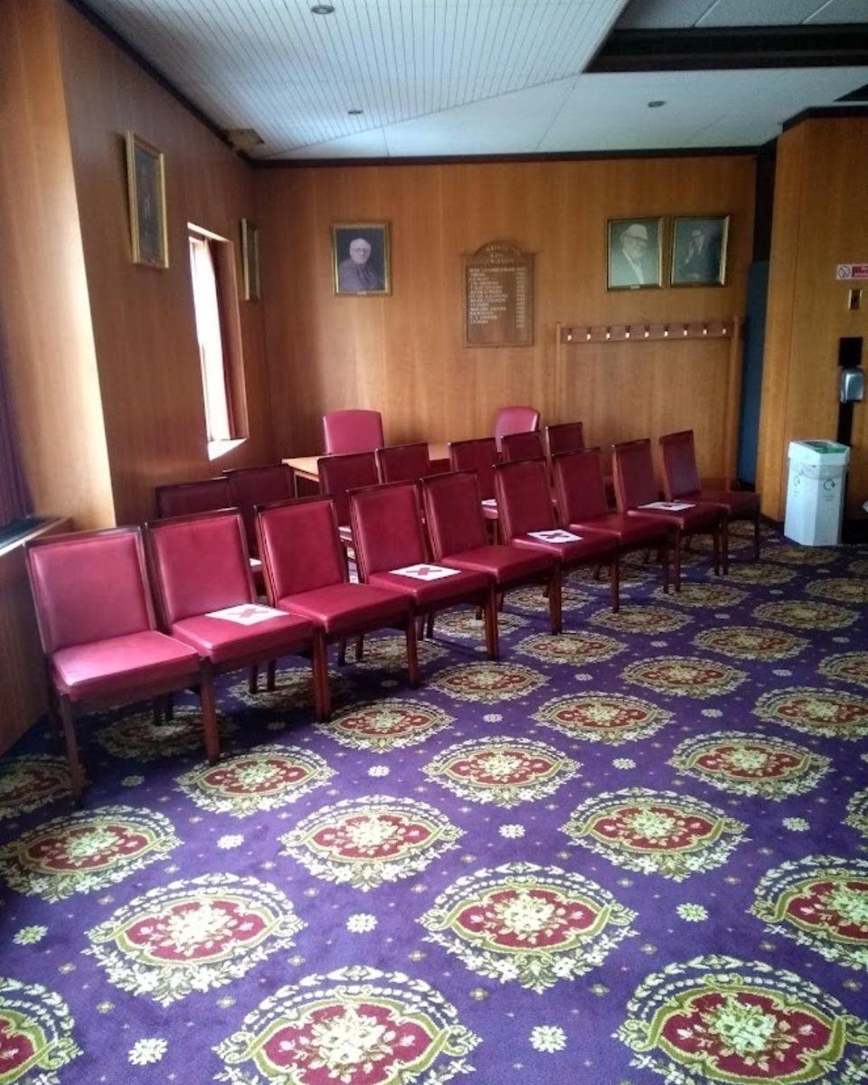 A transformation like no other. 🙌

It's a privilege to be involved in projects like this. What was once a traditional council chamber is now a modern, forward-thinking space, designed to support new ways of working.

Learn more: gravityofficeinteriors.co.uk/interior-fit-o…