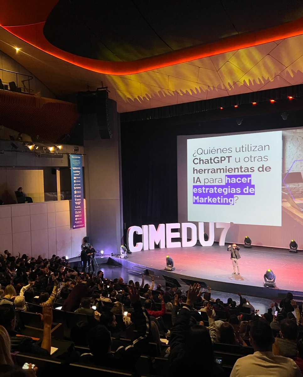 SoyRobotiX's tweet image. ¡Estuvimos en el Congreso de Marketing Educativo 2024! 🚀 Fue un honor compartir nuestros programas con docentes, directivos y consultores educativos.   #CIMEDU2024 #SoyRobotiX