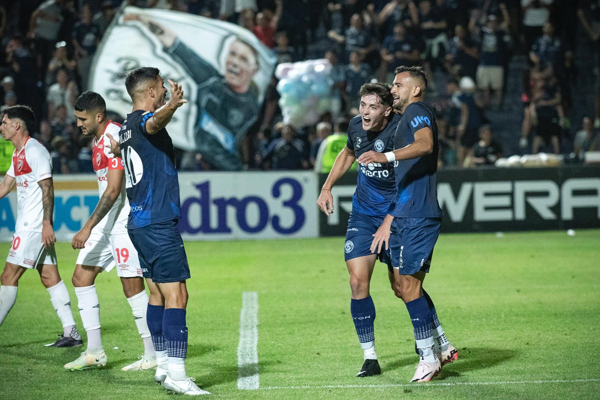 +3 en casa! 
Vamos lepra 🔵⚽️