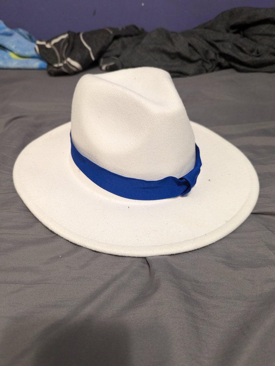 CaptinTom tweet media