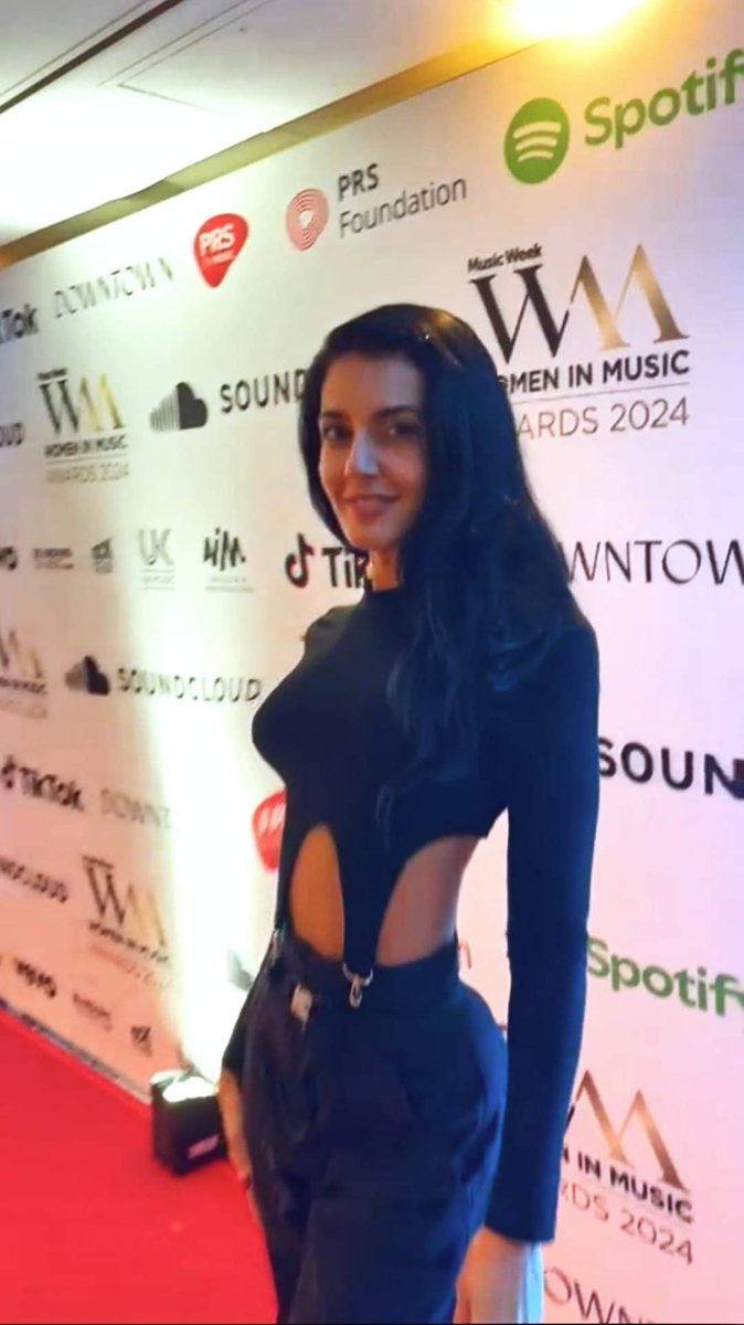 Valentina_Black's tweet photo. #ValentinaBlack
I'm very humbled to have been part of this exciting journey! #WomeninMusic 2024! ❤
https://t.co/9jDsh7Zof5 https://t.co/oRljFriVuy