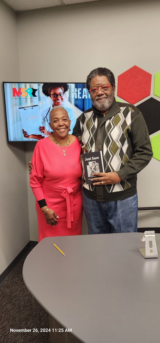 HealingBrother's tweet photo. Blessed with the opportunity to share my book on the 4UR HEALTH podcast with Dr. Ronda Marie Chakolis. Check out the interview below. Thank you for all your continuous support.
https://t.co/7pfKSDWfZK https://t.co/lCpXCps7l2
