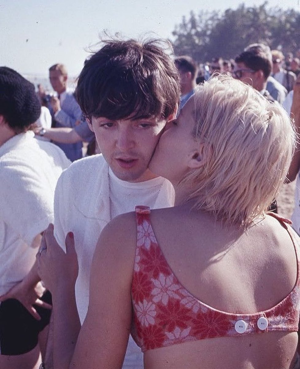 Here Come The Beatles tweet media