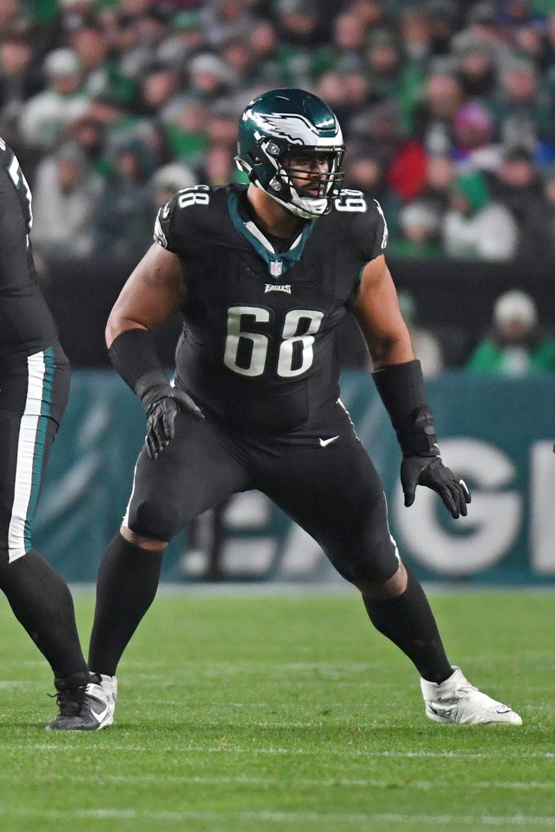 MLFootball's tweet photo. SUPERSTAR: #Eagles tackle Jordan Mailata is the HIGHEST GRADED #NFLPLAYER, according to PFF.

Mailata has a 96.0 grade this season.

🤯

Rugby player… to 7th round pick… turn the NFL star—one hell of a journey. https://t.co/NOk7ak01qH