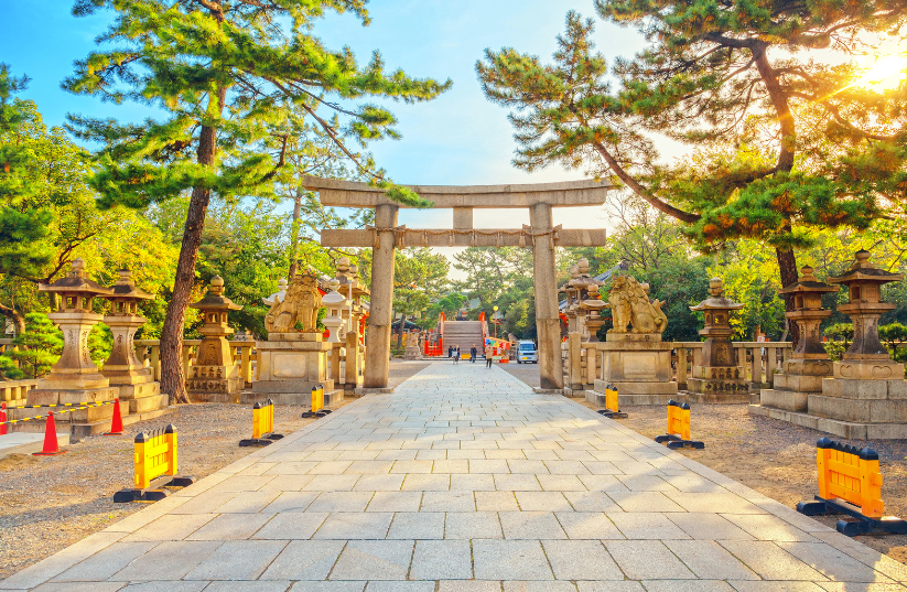 exp_ja's tweet photo. 【京阪神エリア】
縁結びにご利益のあるおすすめ神社をご紹介！

▽詳しく見る
https://t.co/sFD2xQU23I

#DeepExperience https://t.co/qLOTSPjE38