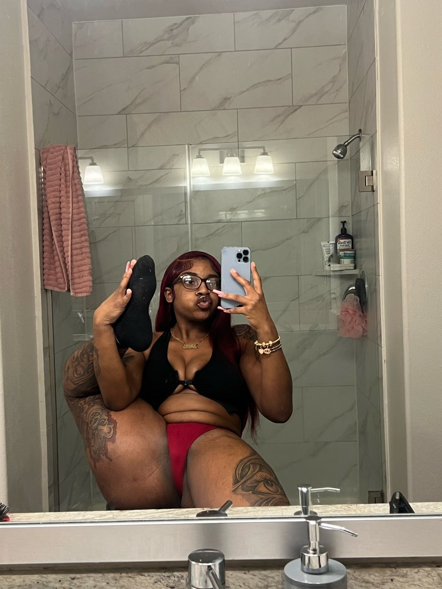 I heard Red Heads have more fun 🥰 https://t.co/ucPivusnlq