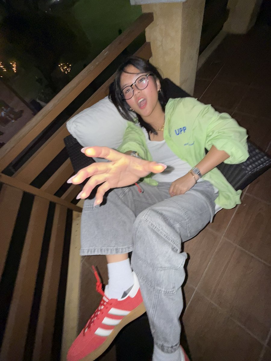 rainraincelmar's tweet photo. rain is pouring 🤪 https://t.co/bwqWbRyYQF
