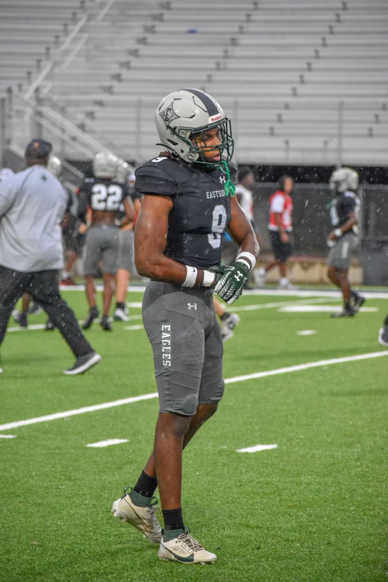 I will be signing my NLI on instagram live @ 8:30 EST at Eastside Highschool instagram.com/chri3tiann <a href="/EastsideFB/">Eastside Eagles Football</a> <a href="/CoachCawthon/">Jay Cawthon</a> <a href="/Coach_Iverson/">Coach Iverson</a>