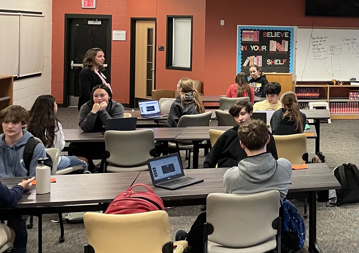 Chris Fossett (@c_fossett) on Twitter photo Another round of great conversations about transition readiness with <a href="/DixieHeightsHS/">Dixie Heights High School</a> mentors and <a href="/FootMiddle/">Turkey Foot Middle School</a> eighth graders. Another round of great conversations about transition readiness with <a href="/DixieHeightsHS/">Dixie Heights High School</a> mentors and <a href="/FootMiddle/">Turkey Foot Middle School</a> eighth graders.