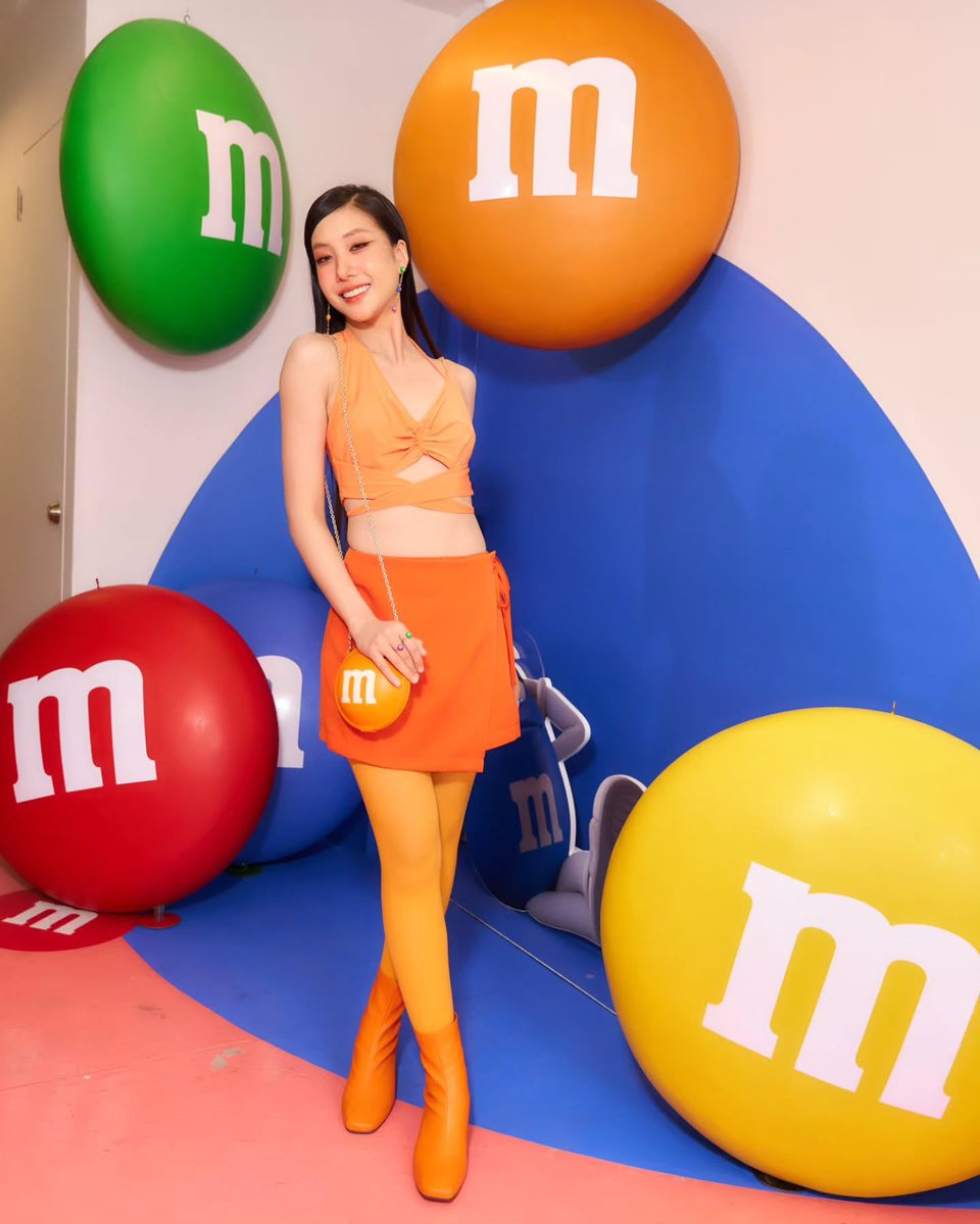 4eveforaye's tweet photo. 𝐈𝐆 𝐮𝐩𝐝𝐚𝐭𝐞 : jorinja
Caption : We wish you a M&M'S season ~ 💚💜💛💙🧡❤️🤎
M&M'S คอลแลบสุดจึ้งกับ kate spade new york จัด Statement Candy Pop-up ที่เหล่าสายแฟสุดชิคพลาดไม่ได้ 🔥
#MMSxkatespade #StatementCandyTH
#4EVE #Jorin4EVE https://t.co/uSLG0D8ExZ