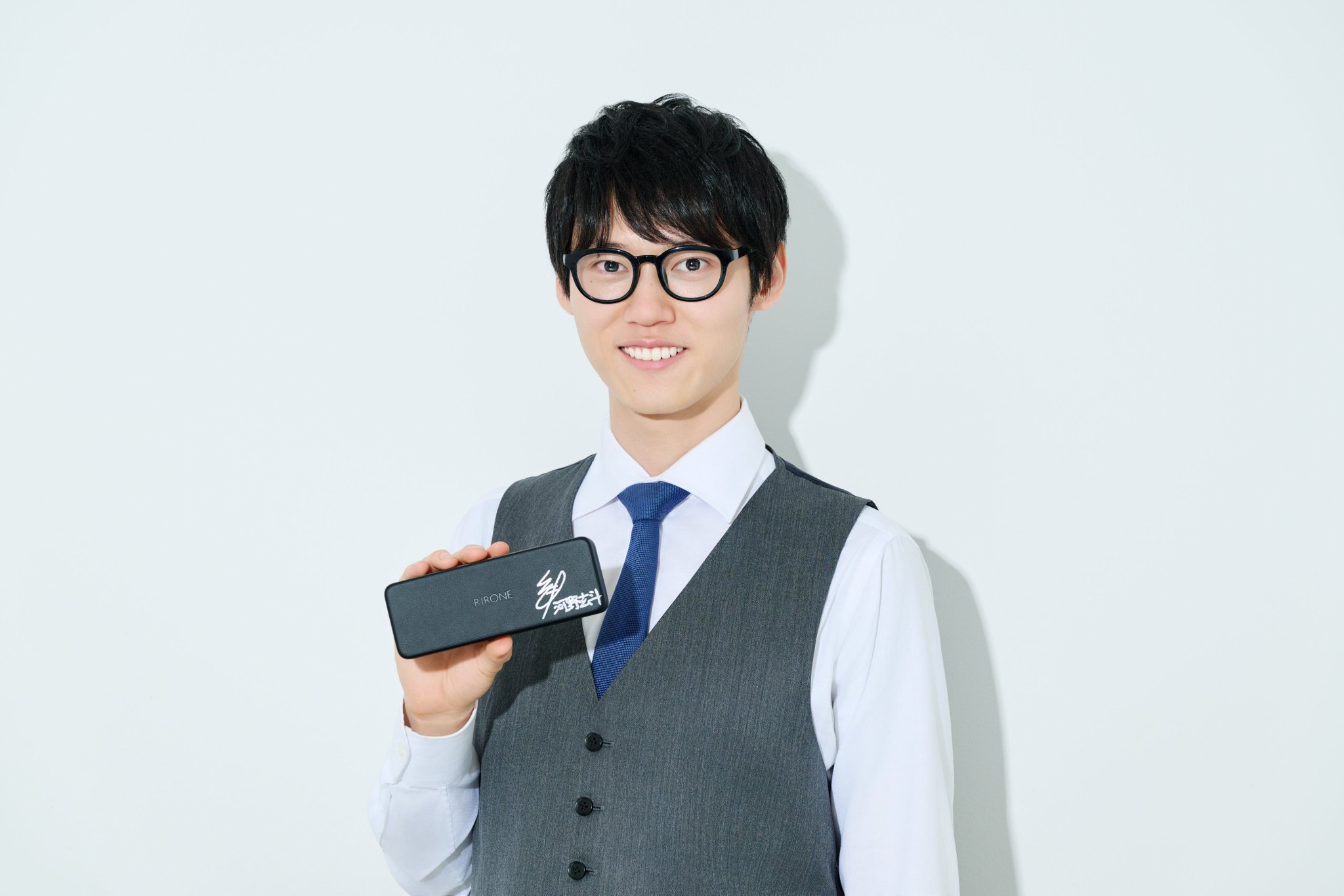 Zoff｜RIRONE 河野玄斗プロデュース勉強メガネ Zoff | RIRONE｜メガネ